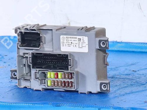 Used Fuse box Fuse box FIAT PUNTO EVO (199_) 1.2 (69 hp) 33283551 33283551