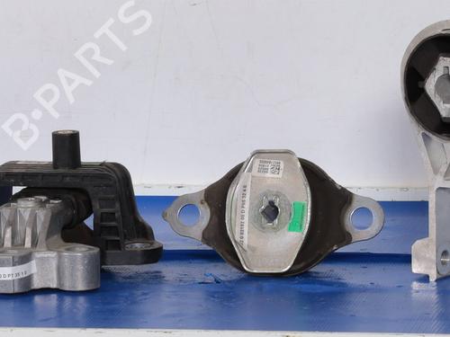 Used Engine mount Engine mount FIAT 500e (332_) Elektro (FA1) (95 hp) 29826704 29826704