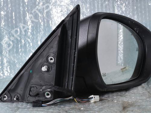 right-mirror-alfa-romeo-stelvio-949_-2016-39135741 main image