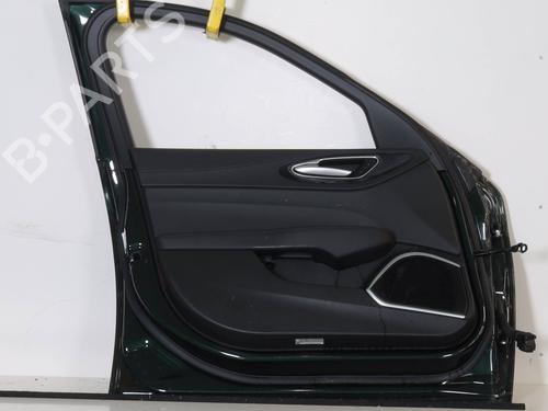 left-front-door-alfa-romeo-giulia-952_-2015-28359960 main image