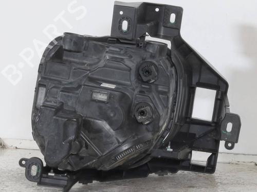 Used Right headlight CITROËN C3 AIRCROSS II (2R_, 2C_) 1.6 BlueHDi 120 (2CBHZH) (120 hp) 30305022