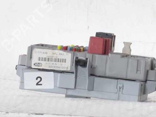 Fuse box LANCIA YPSILON (843_) 1.2 (843.AXA1A) | BP36217164E1 - Image 2
