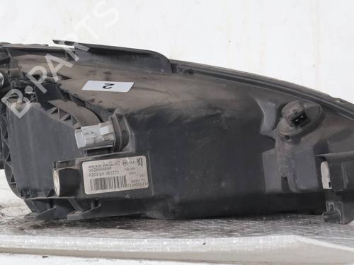Right headlight PEUGEOT 206 Hatchback (2A/C) 1.4 16V | BP31793688C29