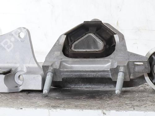 Used Engine mount Engine mount JEEP AVENGER (J2) Electric (156 hp) 36217541 36217541