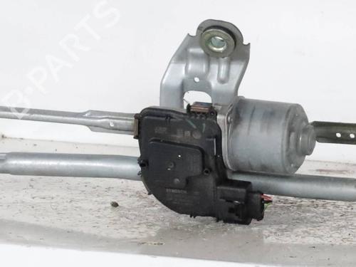 front-wipers-mechanism-alfa-romeo-giulia-952_-2015-27157574 main image