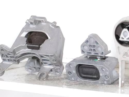 Used Engine mount Engine mount JEEP RENEGADE SUV (BU, B1, BV) 2.0 CRD 4x4 (170 hp) 27876133 27876133