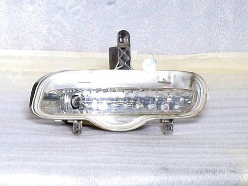 Used Left daytime light Left daytime light 37690702 37690702