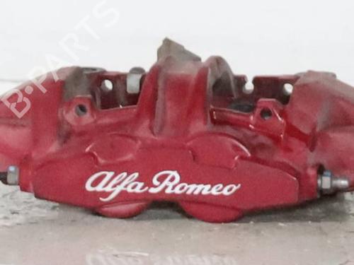 Used Right rear brake caliper Right rear brake caliper ALFA ROMEO GIULIA (952_) 2.9 Quadrifoglio (952AAM24) (510 hp) 30738898 30738898