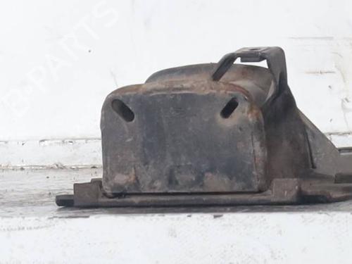Used Engine mount Engine mount OPEL CORSA D (S07) 1.2 (L08, L68) (80 hp) 33284689 33284689