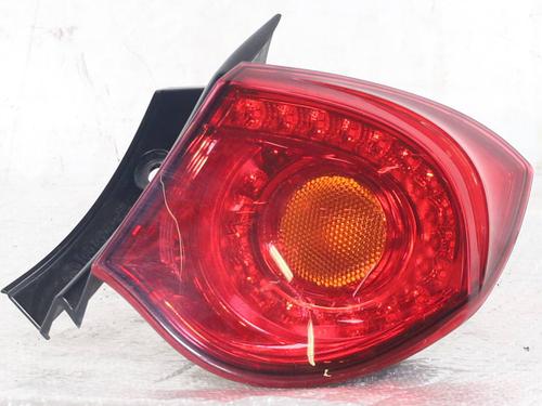 Used Right taillight ALFA ROMEO GIULIETTA (940_) 2.0 JTDM (940FXE1A, 940FXG11) (170 hp) 31136067
