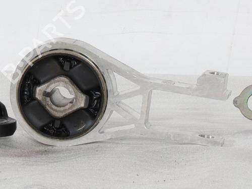 Used Engine mount Engine mount FIAT 500e (332_) Elektro (FA1) (95 hp) 29618206 29618206