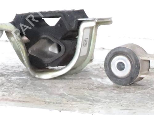 Used Engine mount Engine mount FIAT 500 (312_) 1.2 (312AXA1A) (69 hp) 29530155 29530155