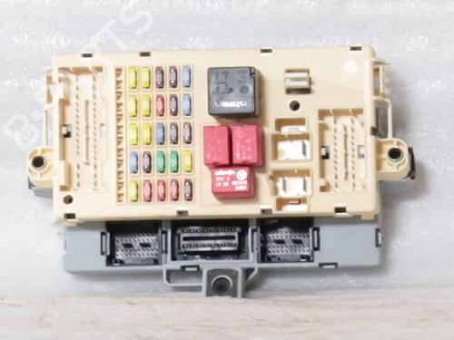 Used Fuse box Fuse box FIAT STILO (192_) 1.6 16V (105 hp) 36774709 36774709