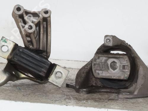 Used Engine mount Engine mount LANCIA MUSA (350_) 1.3 D Multijet (350.AXG11, 350.AXG1A) (90 hp) 29826445 29826445