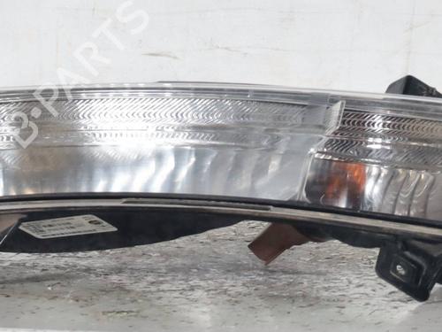 left-daytime-light-jeep-compass-mp-m6-mv-m7-2016-30662564 main image