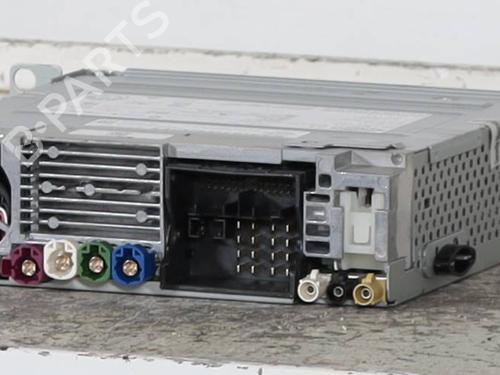 radio-alfa-romeo-giulia-952_-2015-28816822 main image