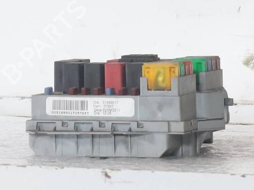 fuse-box-lancia-ypsilon-843_-2003-2004-2005-2006-2007-2008-2009-2010-2011-36217161 main image