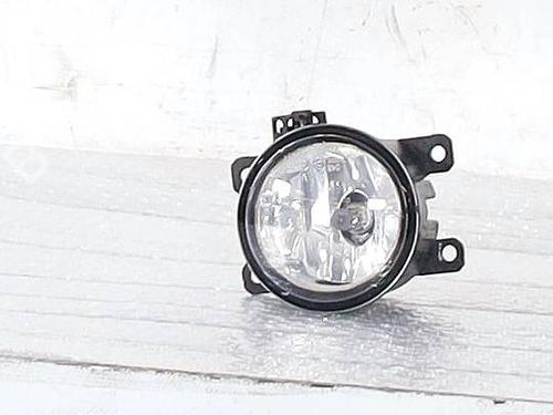 right-front-fog-light-jeep-renegade-suv-bu-b1-bv-2014-31942015 main image
