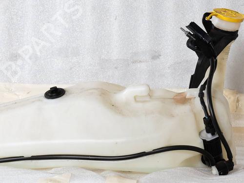 Used Windscreen washer tank Windscreen washer tank 38684014 38684014