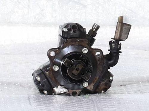 Used Injection pump Injection pump FIAT GRANDE PUNTO (199_) 1.3 D Multijet (75 hp) 39502251 39502251
