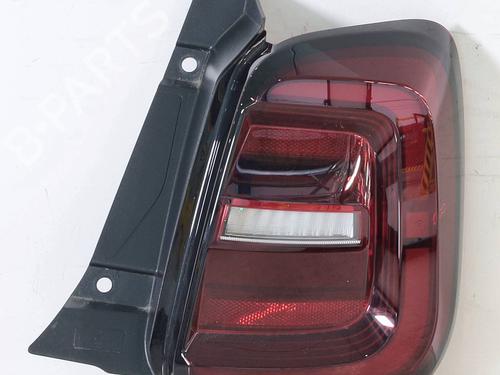 right-taillight-fiat-500e-332_-2020-29826598 main image