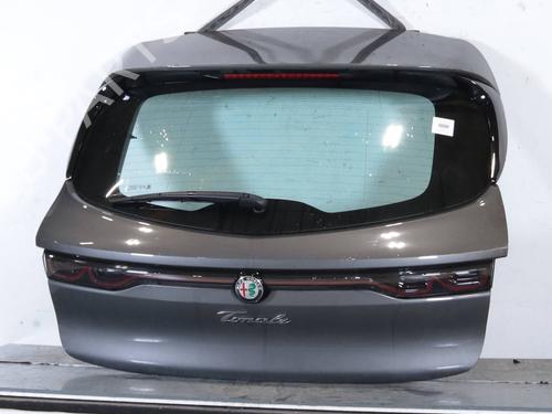 tailgate-alfa-romeo-tonale-965_-2022-36217416 main image
