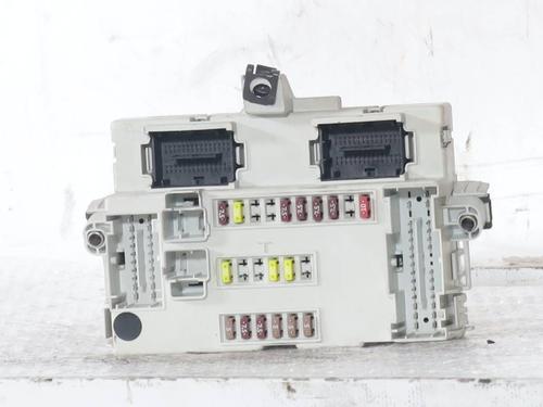 Used Fuse box Fuse box 36774338 36774338