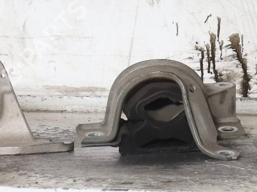 Used Engine mount Engine mount FIAT PUNTO (188_) 1.2 60 (188.030, .050, .130, .150, .230, .250) (60 hp) 35974050 35974050