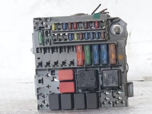 Used Fuse box Fuse box FIAT PANDA (169_) 1.2 (169.AXB11, 169.AXB1A) (60 hp) 33537606 33537606