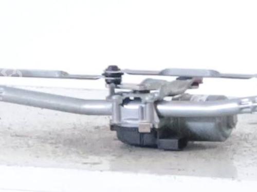 front-wipers-mechanism-alfa-romeo-giulia-952_-2015-27640459 main image