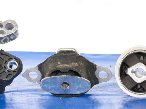 Used Engine mount FIAT 500e (332_) Elektro (FA1) (95 hp) 30084256