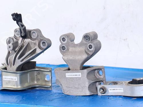 Engine mount FIAT DUCATO Van (250_) 180 Multijet 2,2 D | BP30931081M89