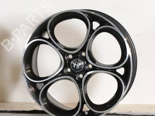 rim-alfa-romeo-giulia-952_-2015-30662282 main image