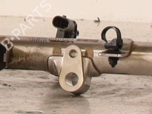 Used Injector FIAT 500X (334_) 1.0 (334.AXN1B) (120 hp) 24450250