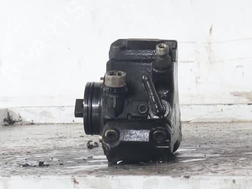 Used Injection pump Injection pump FIAT GRANDE PUNTO (199_) 1.3 D Multijet (75 hp) 33284294 33284294
