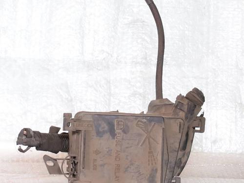 fuse-box-fiat-500-312_-2007-40117357 main image