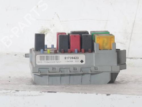 Fuse box FIAT IDEA (350_) 1.2 16V | BP33283808E1 - Image 2