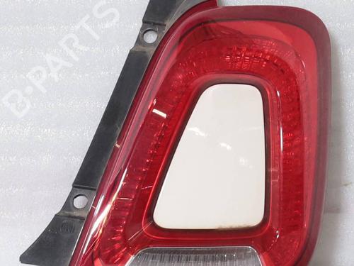 Used Right taillight Right taillight FIAT 500 (312_) 1.0 Mild Hybrid (312.AYD1B) (69 hp) 36448000 36448000