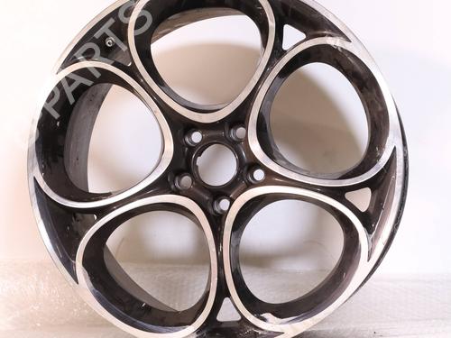 Used Rim Rim ALFA ROMEO GIULIA (952_) 2.2 D (952AEM250, 952AEA250) (160 hp) 40215379 40215379