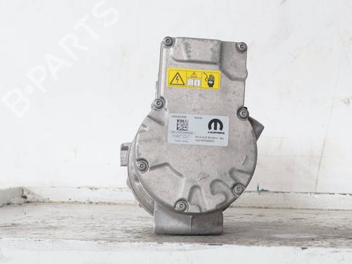 Used AC compressor AC compressor FIAT 500e Convertible (332_) Elektro (FA1) (118 hp) 33283791 33283791