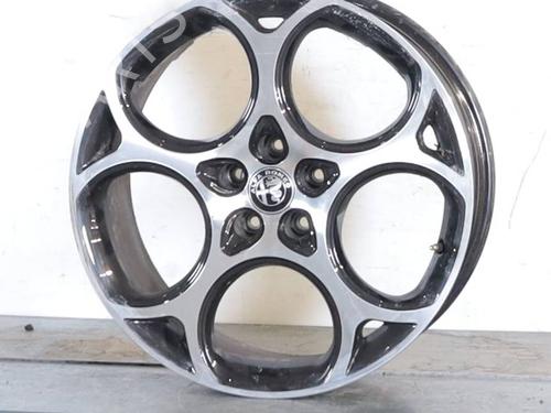 rim-alfa-romeo-tonale-965_-2022-32706412 main image