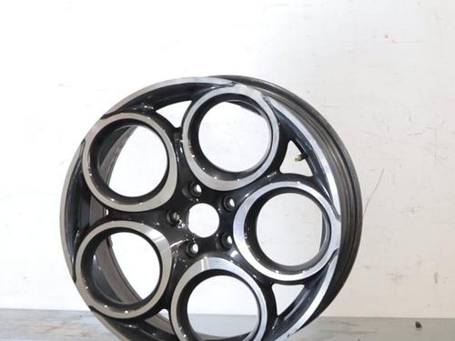 rim-alfa-romeo-tonale-965_-2022-32706297 main image