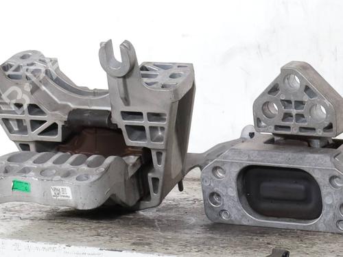 engine-mount-jeep-renegade-suv-bu-b1-bv-2014-34003710 main image