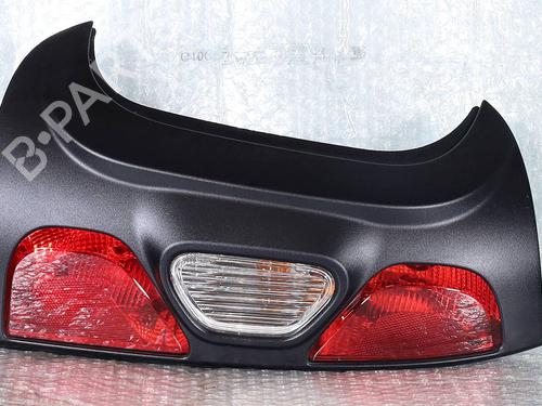 Used Left taillight Left taillight 39068740 39068740