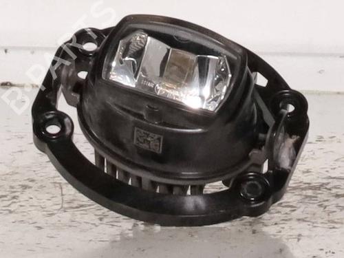 right-front-fog-light-jeep-compass-mp-m6-mv-m7-2016-29403159 main image