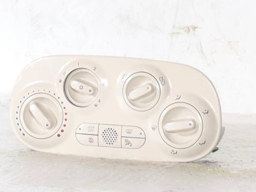 climate-control-fiat-500-312_-2007-31942003 main image