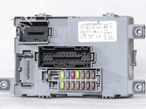 Used Fuse box Fuse box 36798034 36798034