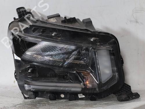 right-headlight-citroen-c3-aircross-ii-sj_-2023-31793630 main image