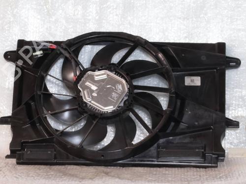 radiator-fan-opel-astra-k-b16-2015-2016-2017-2018-2019-2020-2021-2022-39944389 main image
