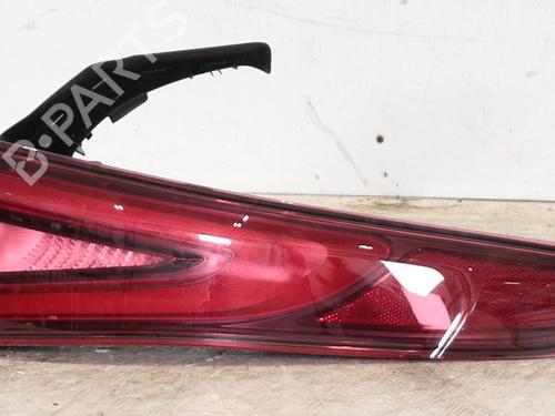 right-taillight-alfa-romeo-giulia-952_-2015-26887934 main image